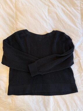 Old Navy Black Crewneck Knit Sweater